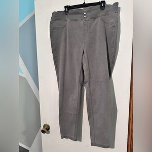 NWT Terra & Sky gray jeans Size 16/18